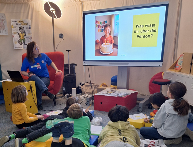 sowieso Pressebüro // Nancy Simon beim Workshop Datenschutz